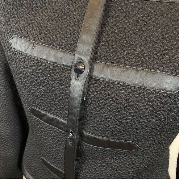 Guy Laroche 80s Wool Cropped Jacket - Picture 9 of 11